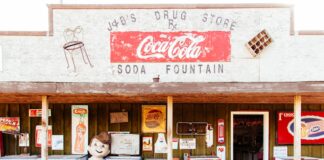 Fat Mans Country Store Coca-COla building